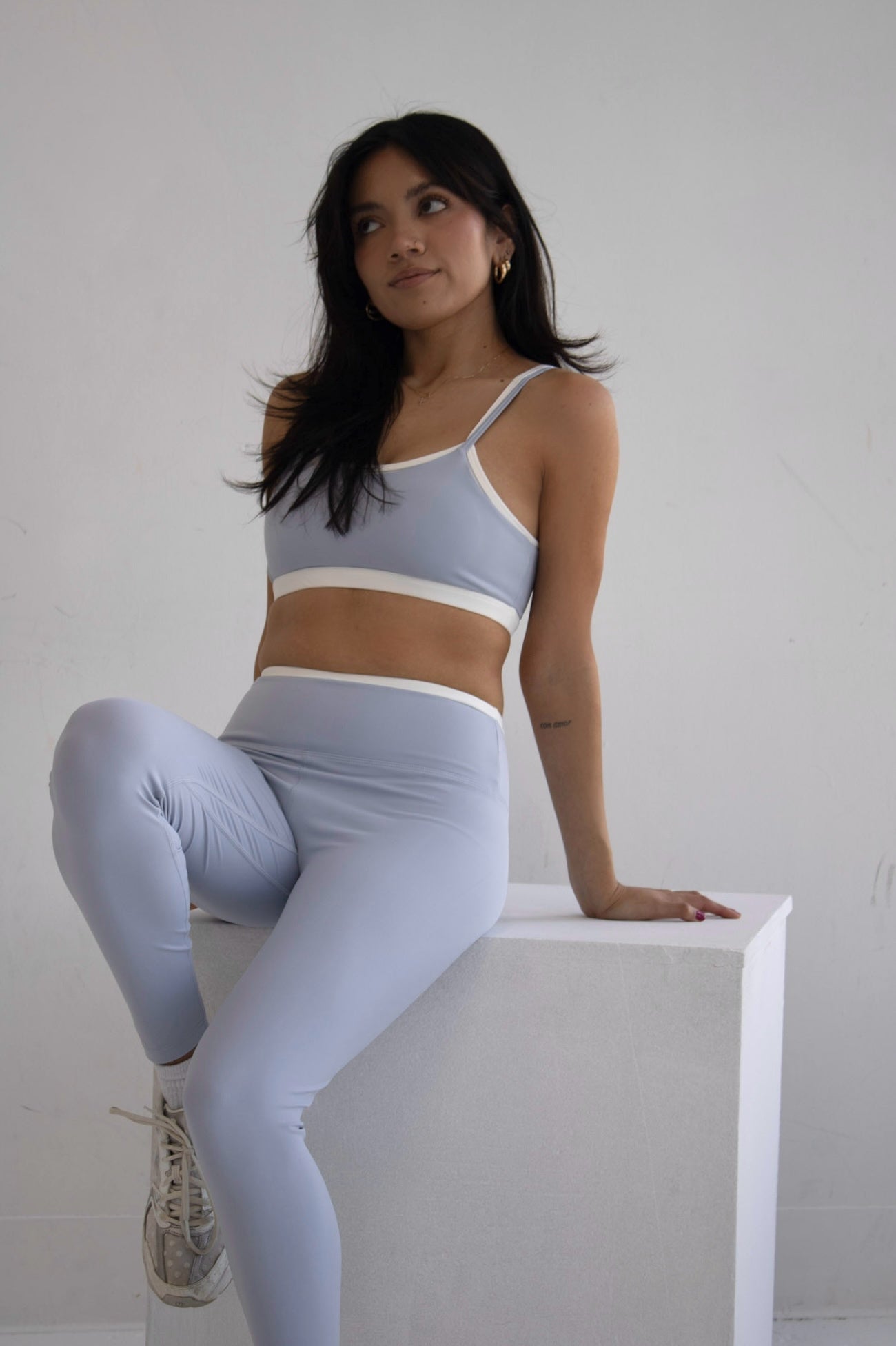 Baby Blue Contrast Binding Leggings